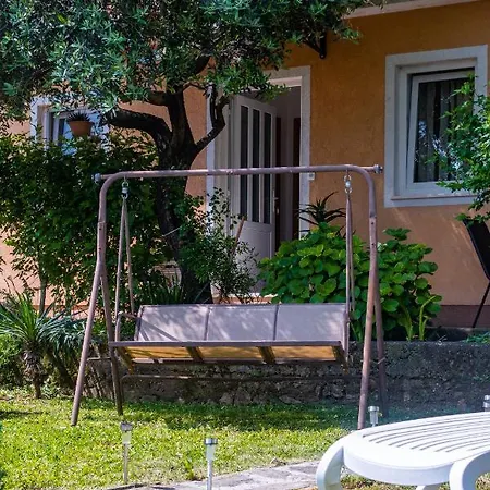 بيت للعطل House Mima