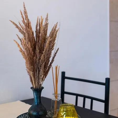 House Mima * أوباتيا